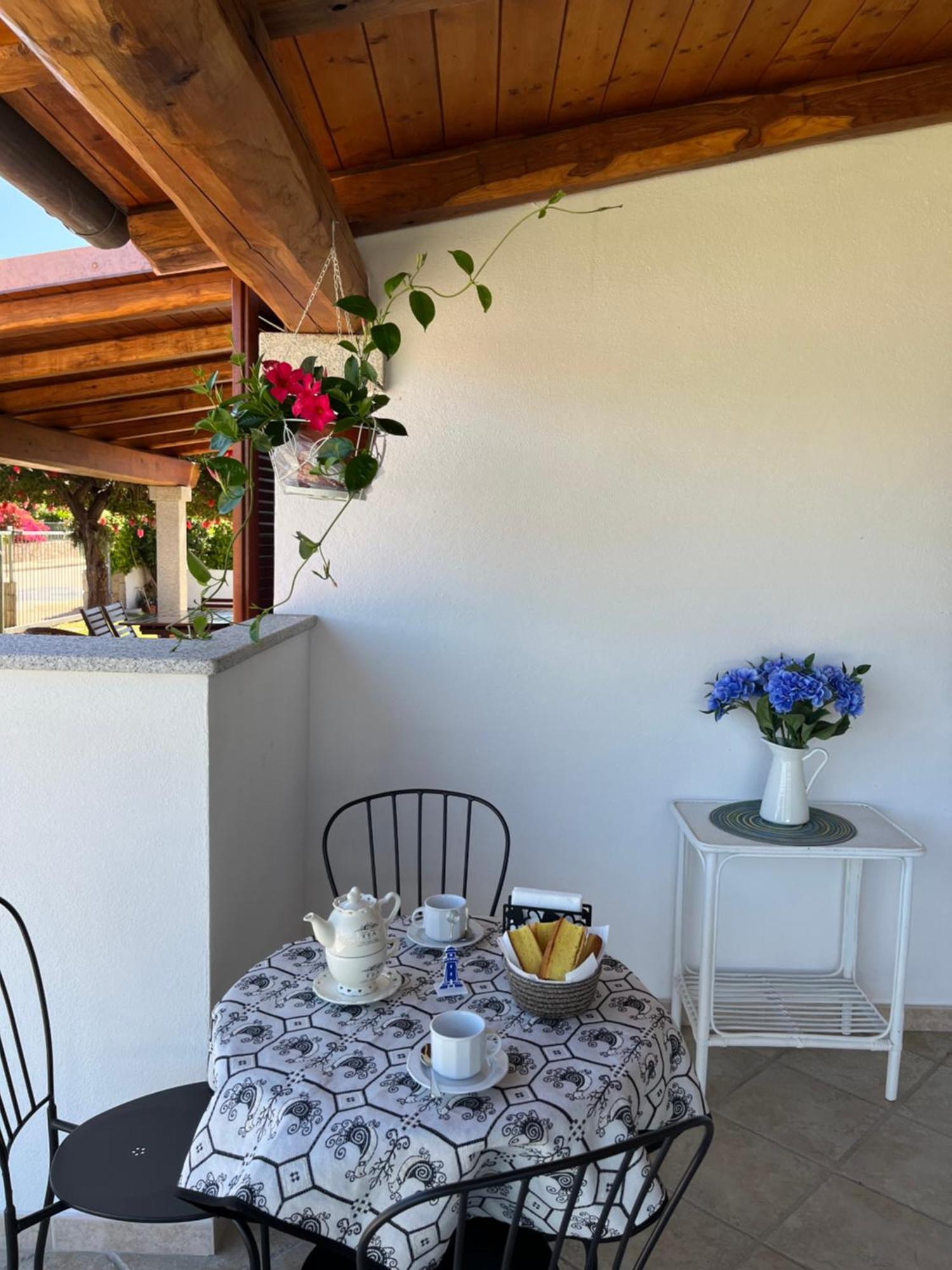 B&Bcoccole San Teodoro  Esterno foto